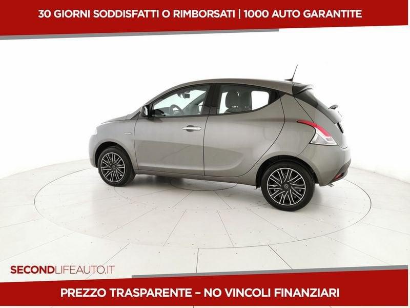 Lancia Ypsilon 1.0 firefly hybrid Gold s&s 70cv 5p.ti