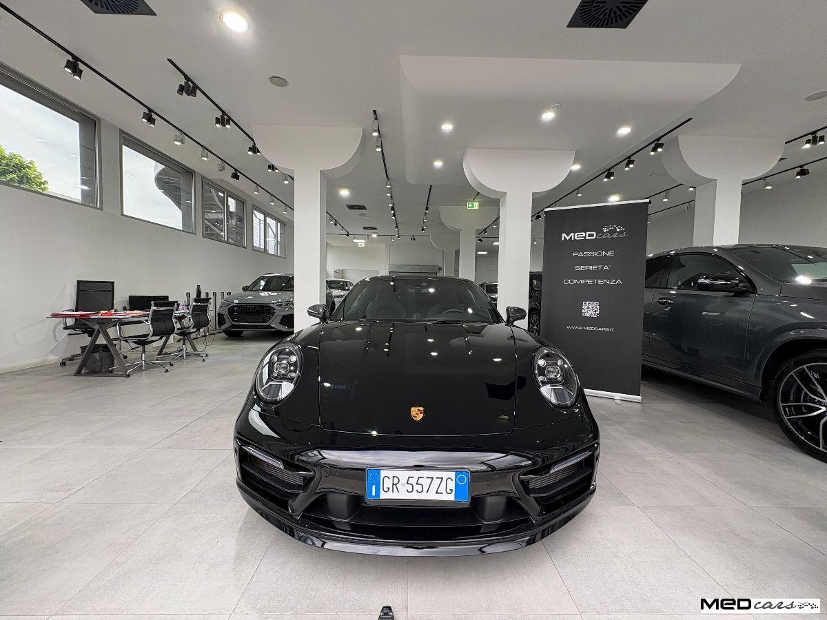 PORSCHE - 992