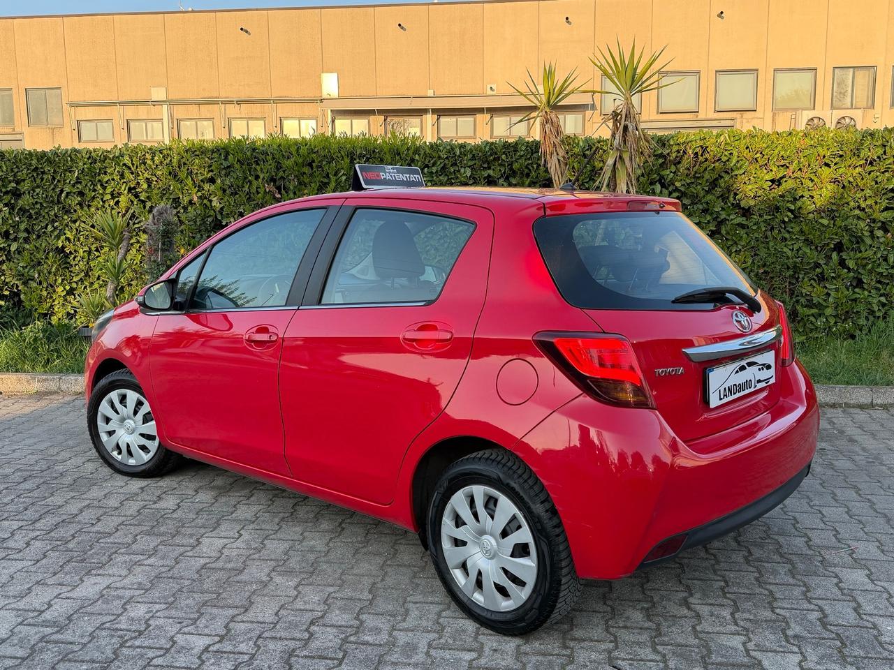 Toyota Yaris 1.0 5PORTE Lounge 2015 EURO6