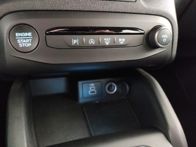 FORD Focus 4ª serie - Focus 1.0 EcoBoost Hybrid 155 CV Powershift 5p. ST-Line