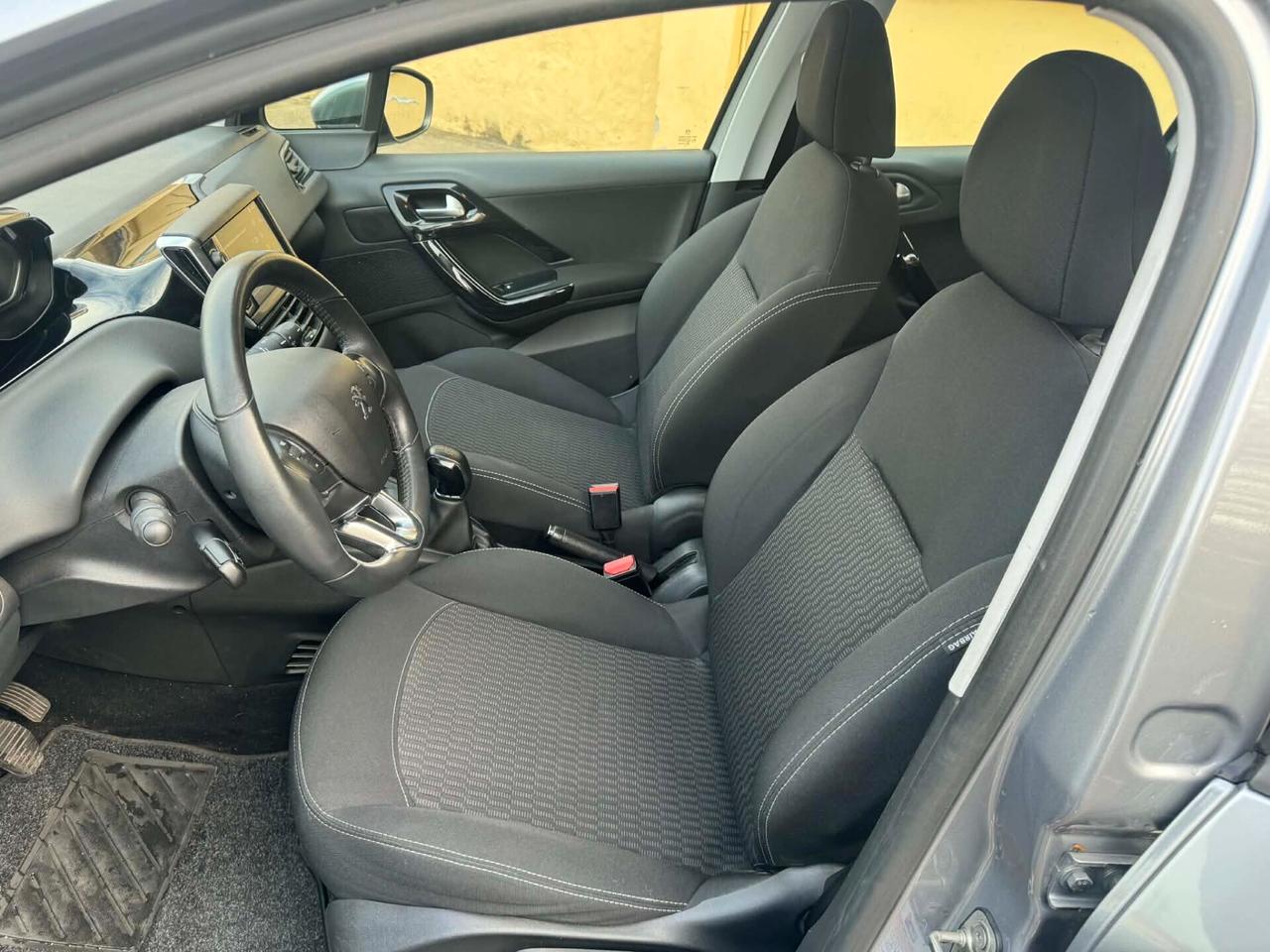 Peugeot 208 PureTech 2019 1.2 Benz 5 porte Allure Euro6e