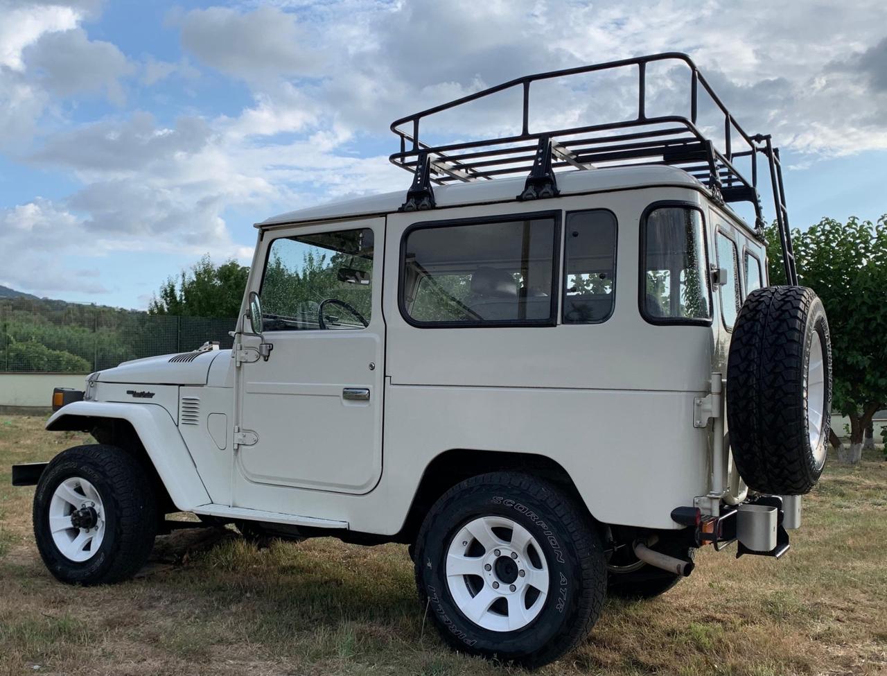 Toyota Land Cruiser BJ40