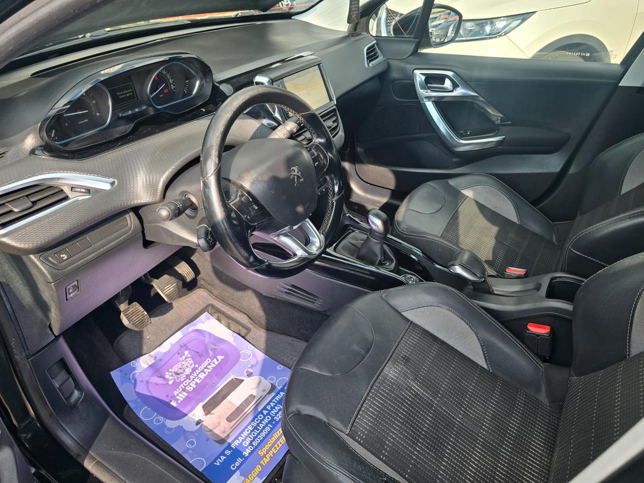 Peugeot 2008 BlueHDi 100cv Allure