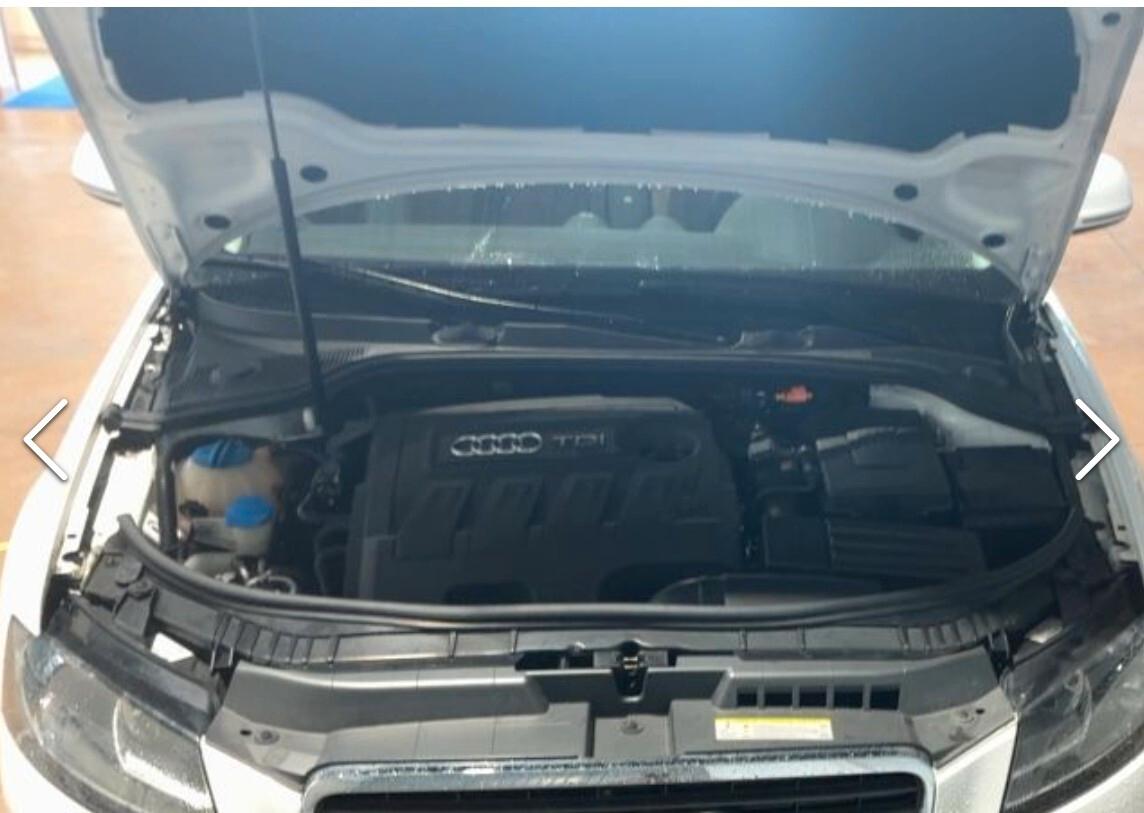Audi A3 1.6 TDI 105 CV CR Attraction