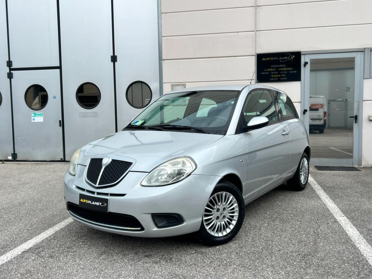 Lancia Ypsilon 1.2 Argento