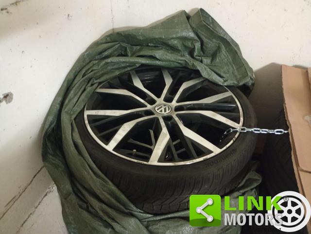 VOLKSWAGEN Golf GTI 2.0 TSI DSG 5p. BlueMotion Technology