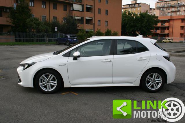 TOYOTA Corolla 1.8 Hybrid Business