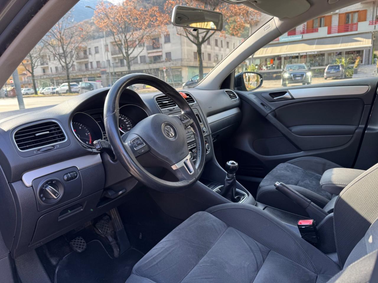 Volkswagen Golf 1.6 TDI DPF 5p. CINGHIA NUOVA - TAGLIANDO COMPLETO