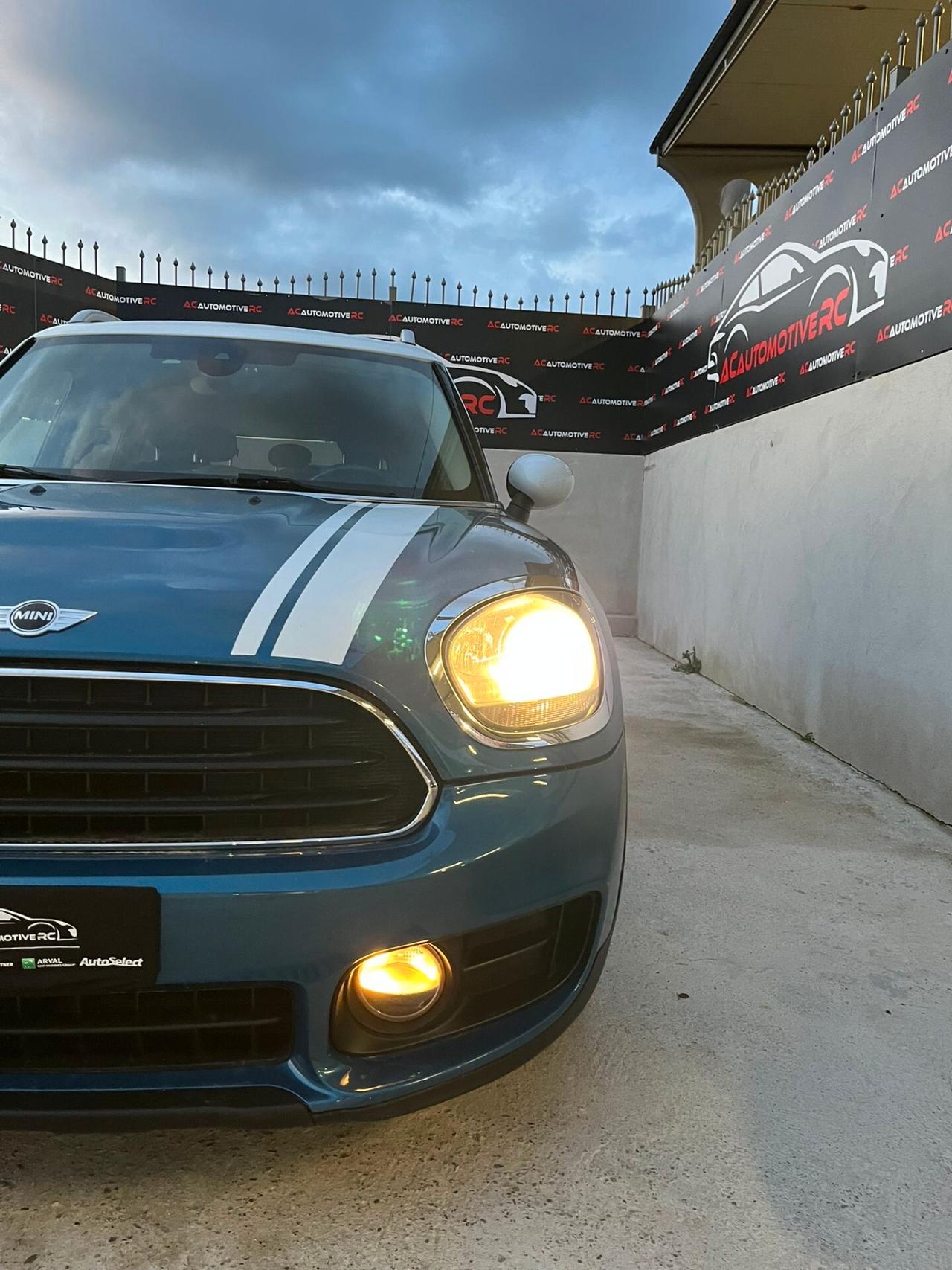 Mini Cooper D Countryman 2.0 Hype