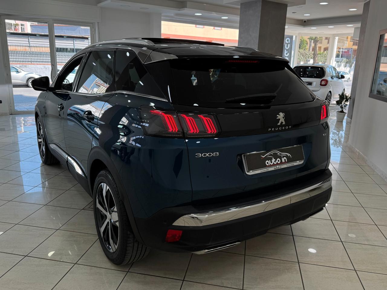 Peugeot 3008 BlueHDi 130 EAT8 GT + Tetto apribile