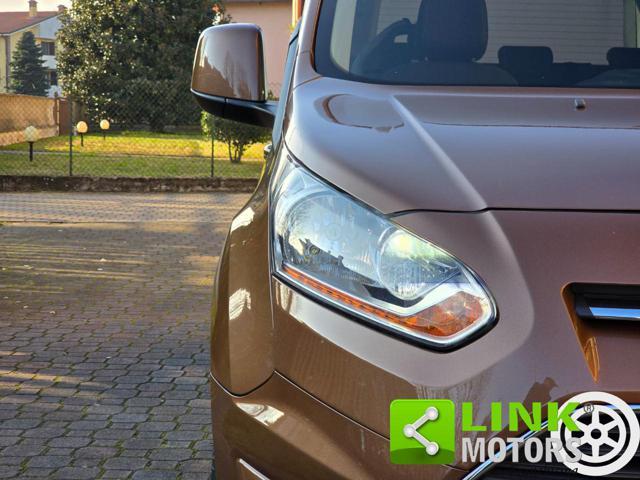 FORD Tourneo Connect 1.6 TDCi 115 CV Titanium GancioTraino