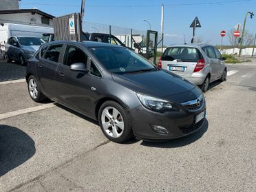 Opel Astra 1.6 Turbo 180CV 5 porte aut. Cosmo S
