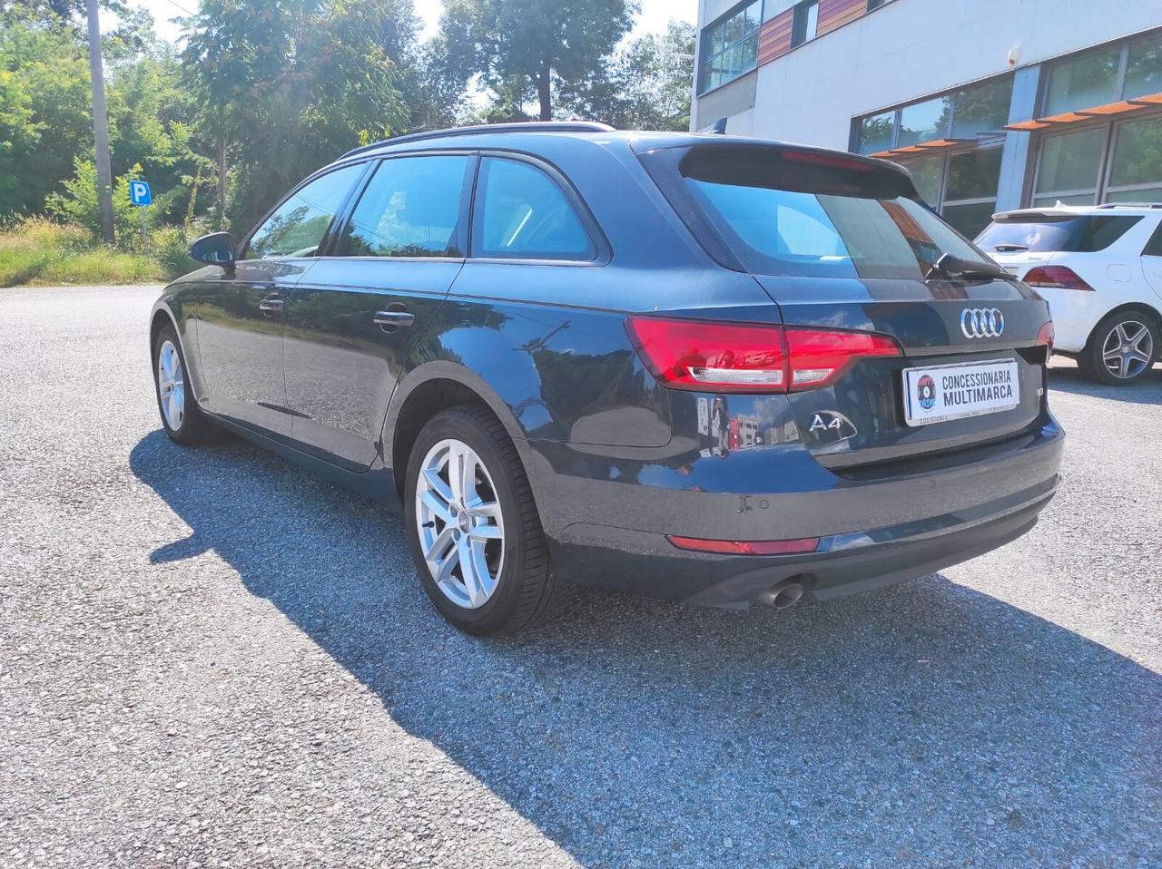 Audi A4 Avant 2.0 TDI 122 CV S tronic Business Sport