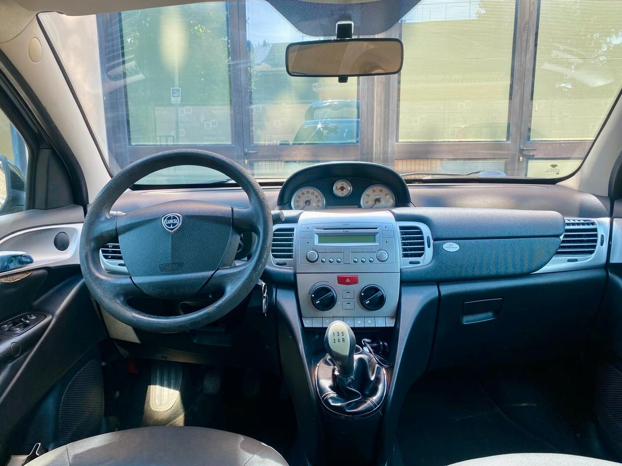 Lancia Ypsilon 1.3 MJT 75 CV Platinum GARANZIA