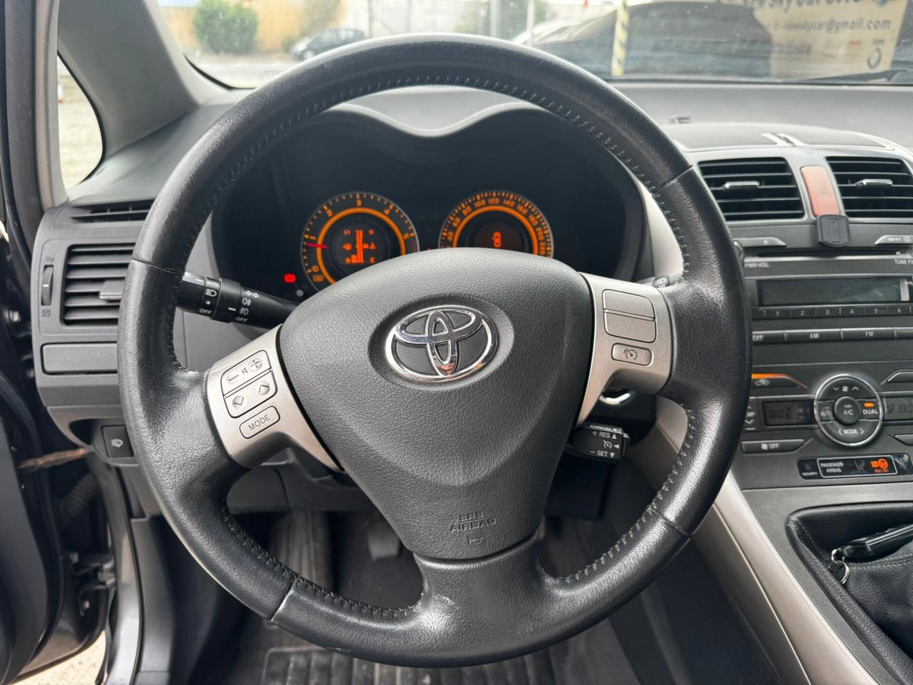 Toyota Auris 2.2 D-Cat 3 porte