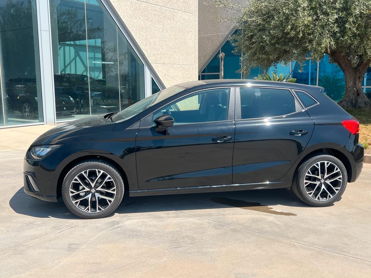 SEAT Ibiza 1.0 Black possibilità noleggio no scoring