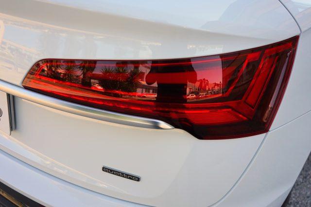 AUDI Q5 SPORTBACK 40 TDI quattro S tronic Business Advance