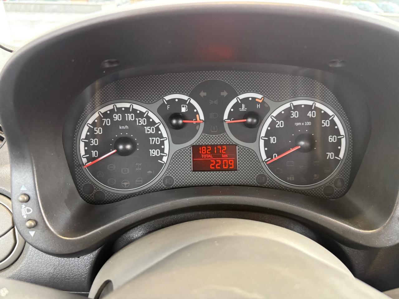 Fiat Panda 1.2 Dynamic ROSSA!