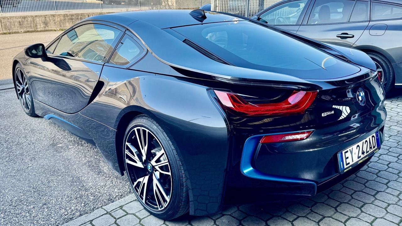 Bmw i8 hybrid full,pacchetto luci telecamera 360