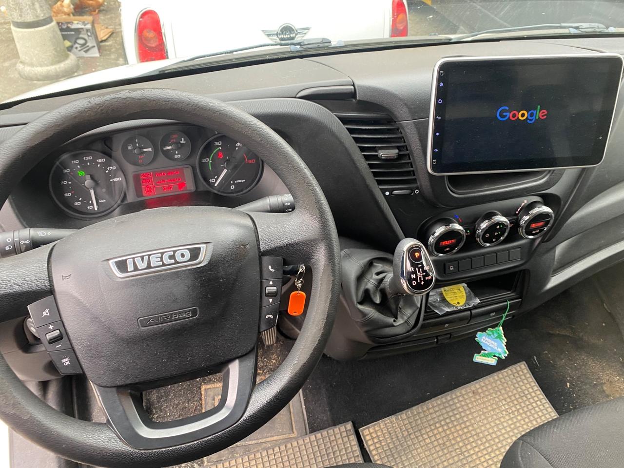 Iveco Daily 33S13 2.3 HPT PC Cabinato