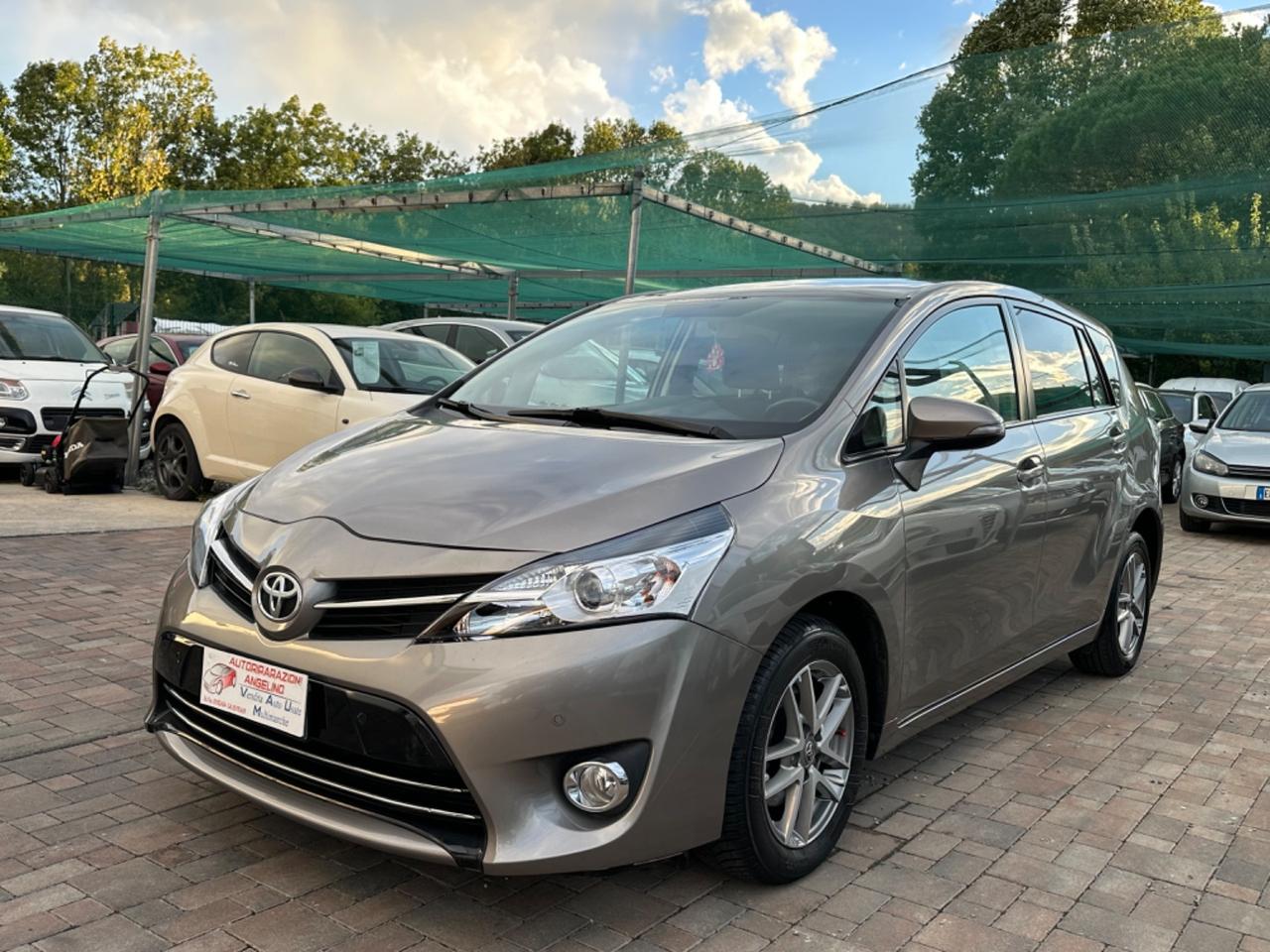 Toyota Verso 1.6 D-4D Active