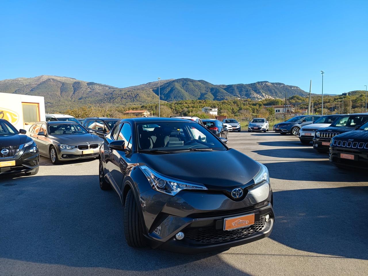 Toyota C-HR 1.8 Hybrid E-CVT Business 2WD