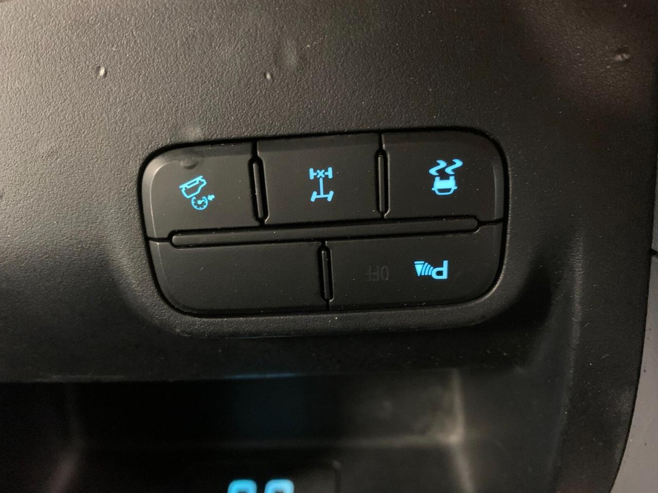 Ford Ranger 2.0 TDCi DC Limited 5 posti 4X4