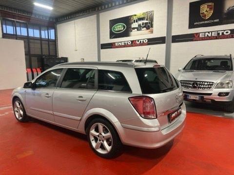 Opel Astra 1.6 16V VVT Station Wagon Club