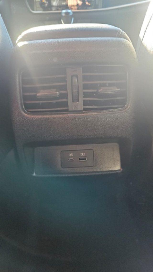 NISSAN Qashqai MHEV 140 CV Tekna