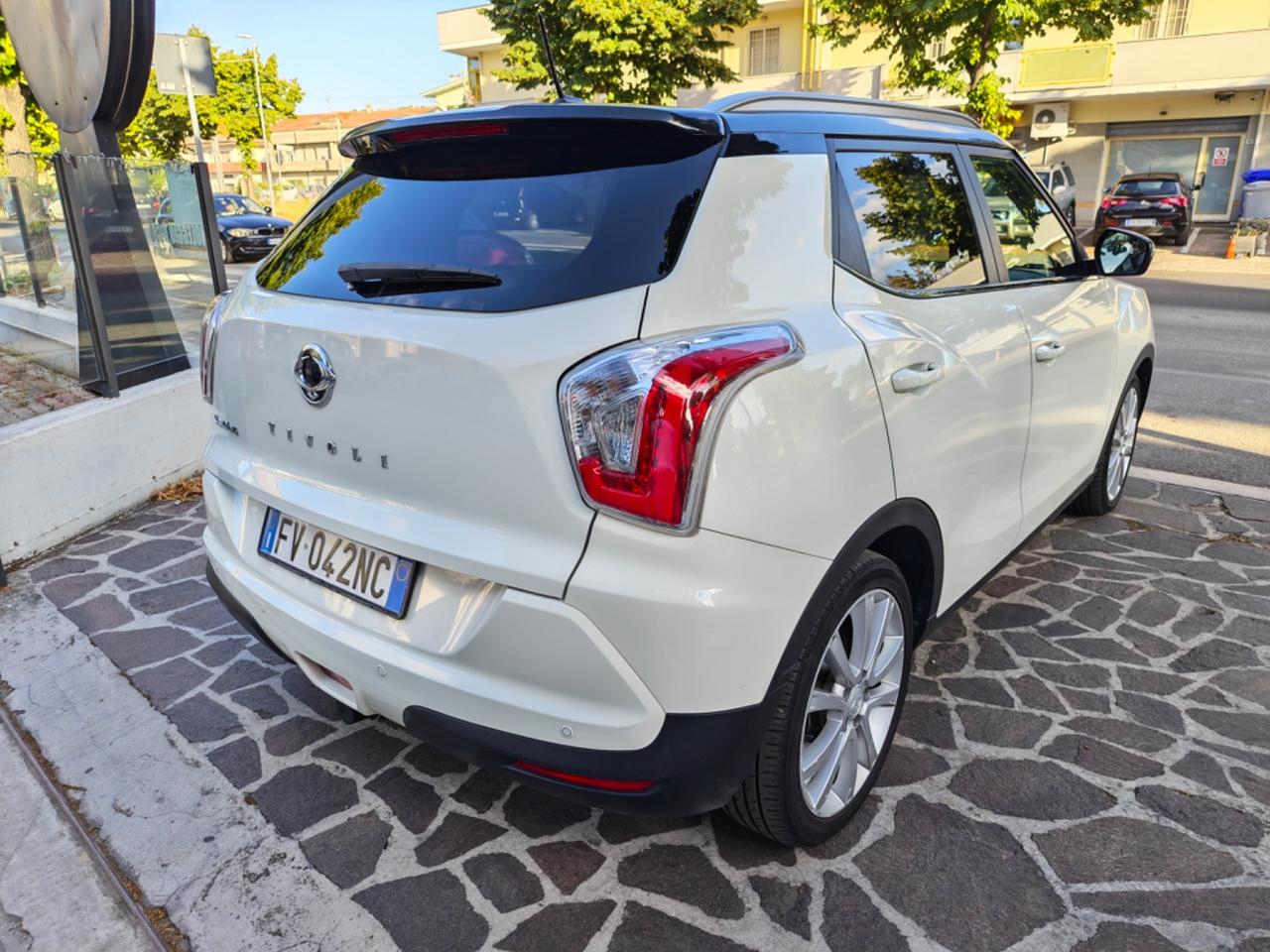 Ssangyong Tivoli 1.6d 2WD Juice Aut. + Gancio traino