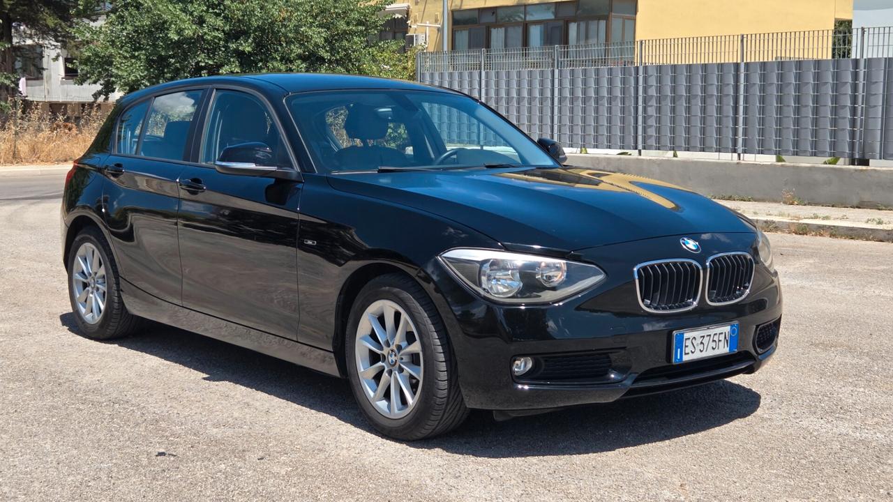 Bmw 116d 5p. Urban 2.0 d 116 cv