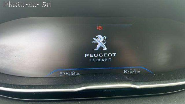 PEUGEOT 3008 3008 AUTOM 1.5 bluehdi Business s TG : GC806FJ