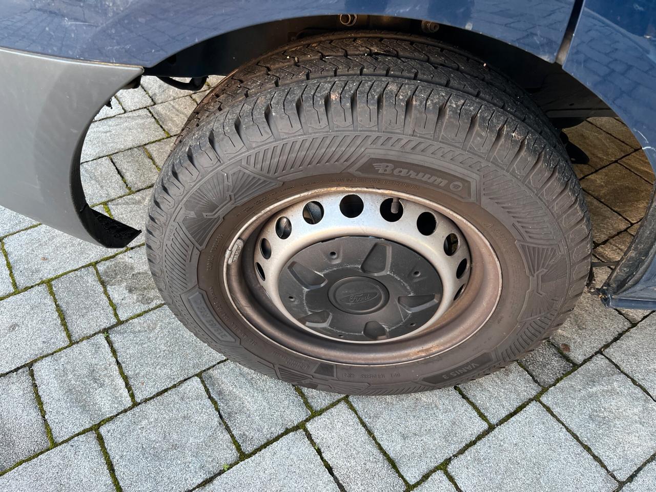 Ford Transit Custom 250 2.2 TDCi PC Furgone Entry