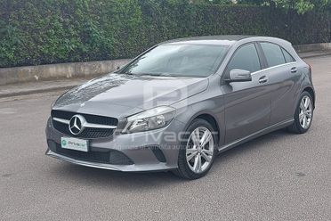 MERCEDES A 180 d Business