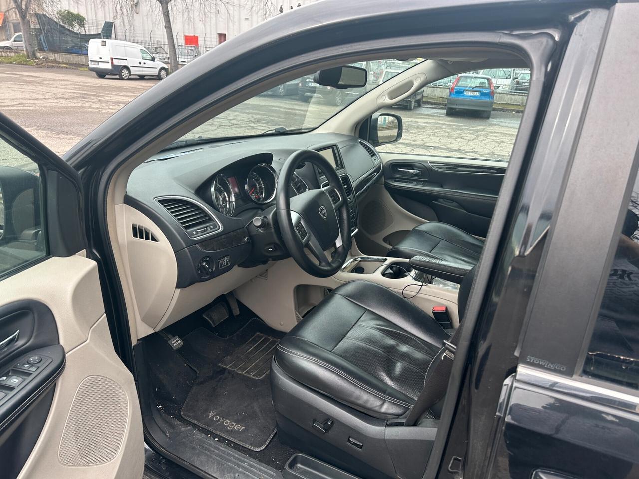 Lancia Voyager 2.8 Turbodiesel Gold 163 CV