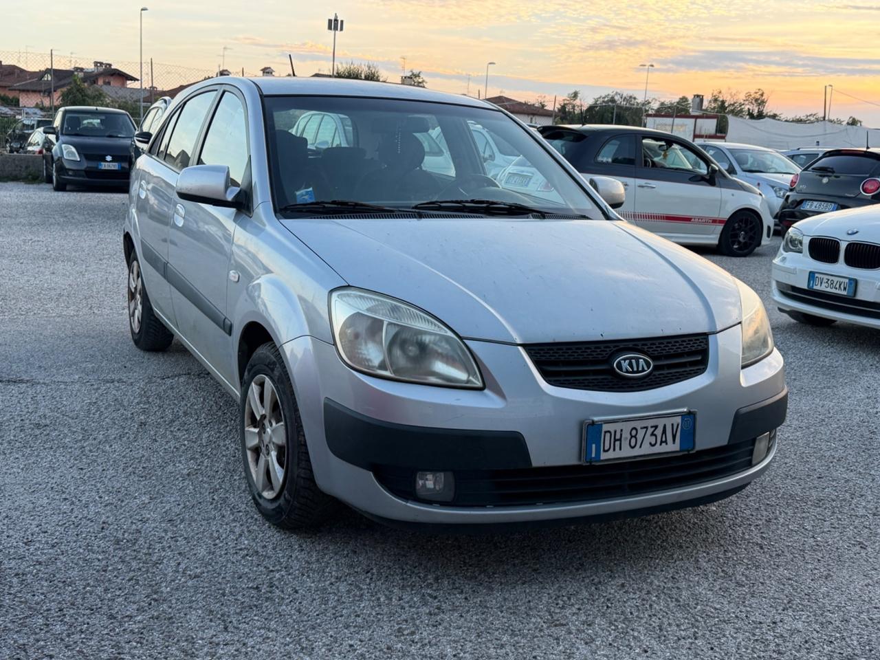 Kia Rio 1.5 16V CRDi 5p. EX Challenge