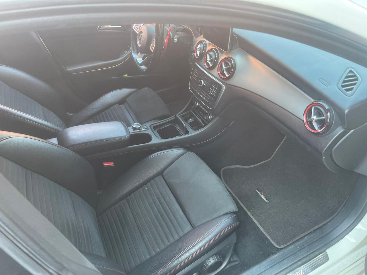 Mercedes-benz CLA 250 S.W. Automatic Premium