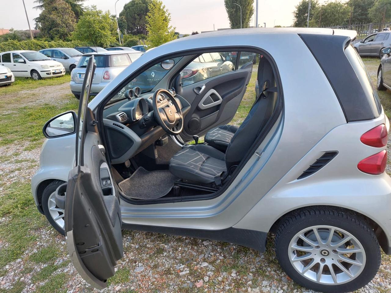 Smart ForTwo 1000 52 kW coupé limited two