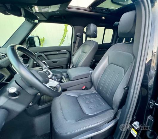 LAND ROVER Defender 110 3.0D I6 250 CV AWD Auto