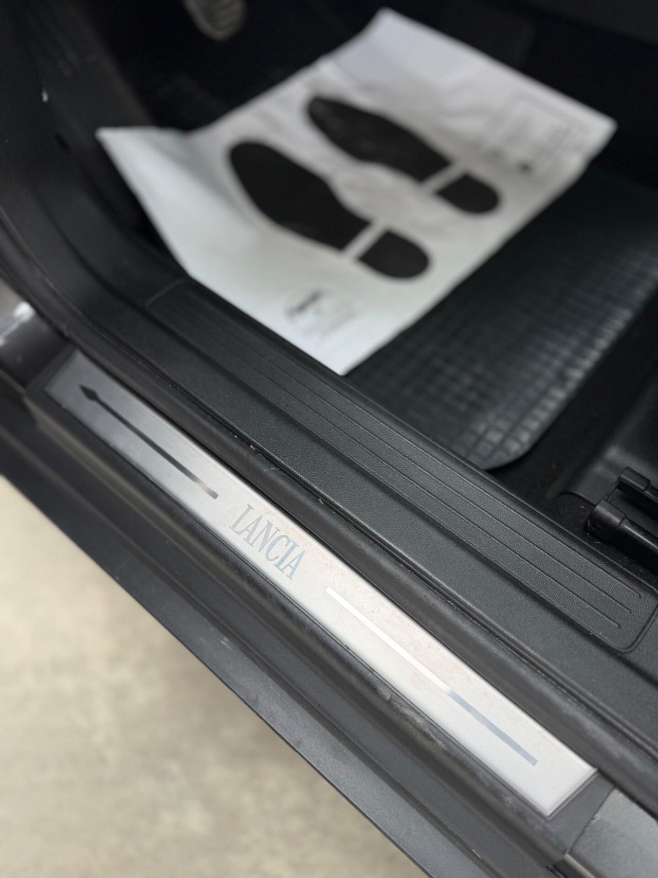 Lancia Delta 1.6 MJT DPF Gold