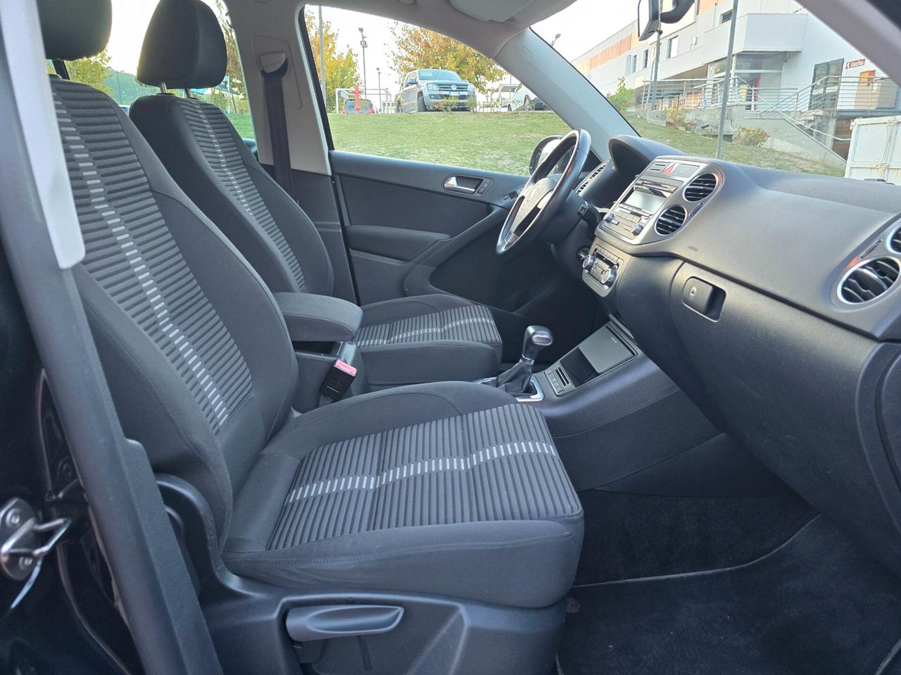 Volkswagen Tiguan 2.0 TDI DPF 4MOTION DSG R-Line