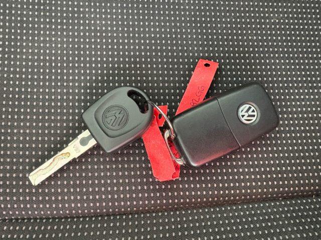 VOLKSWAGEN up! 1.0 75 CV 3 porte high up! OK NEOPATENTATI POCHI C