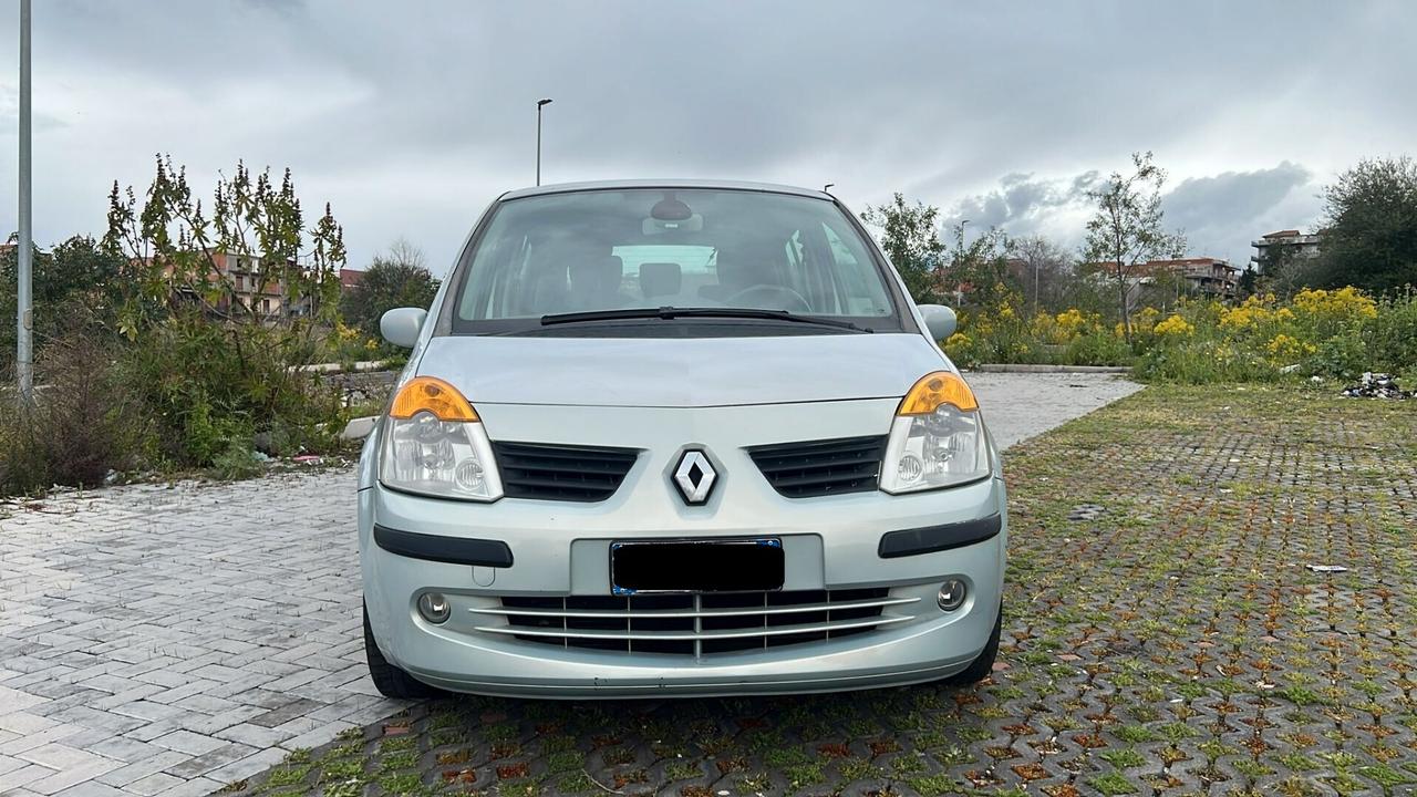 Renault Modus 1.5DCI 140000KM A-F-F-A-R-E