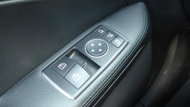 MERCEDES-BENZ SLK 250 CDI Sport