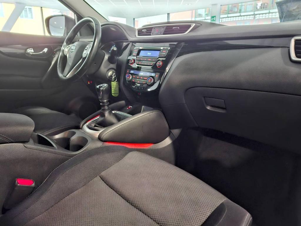 Nissan Qashqai 1.6 dCi Visia 4WD