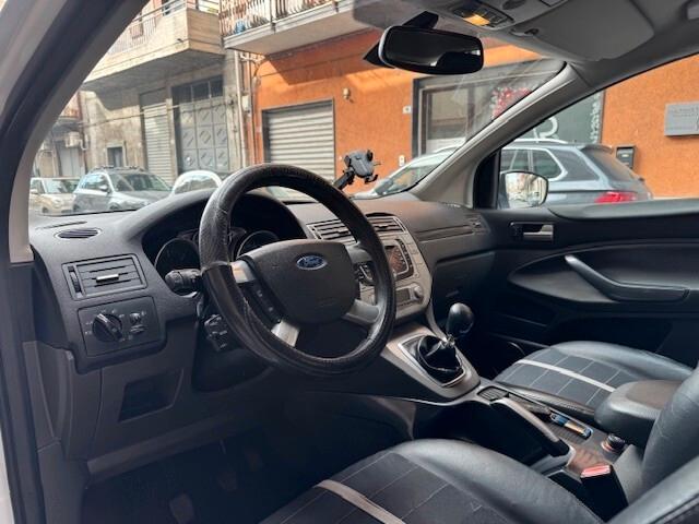 Ford Kuga 2.0 TDCi 136 CV 4WD Titanium