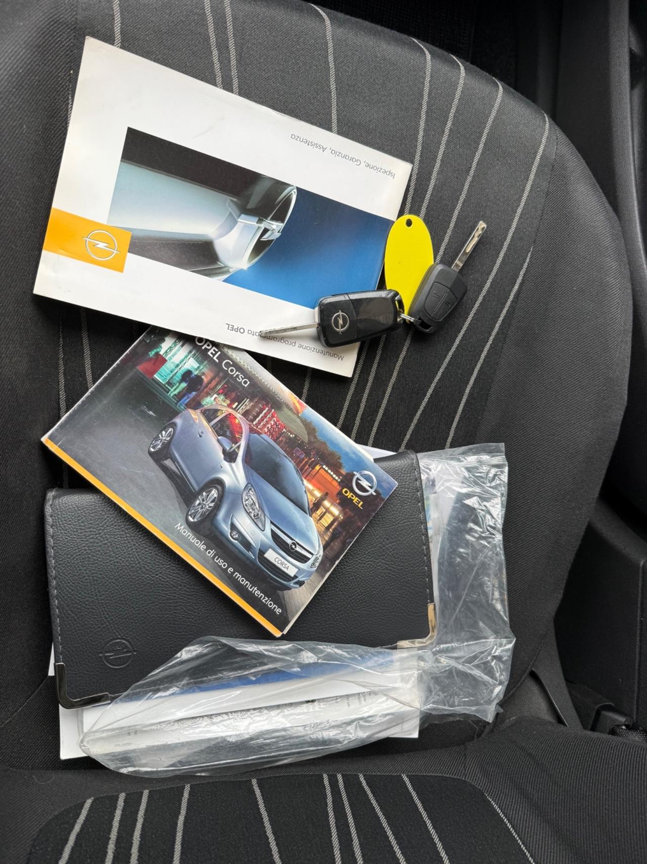 Opel Corsa 1.2 5 porte TECH Enjoy GPL CASA MADRE