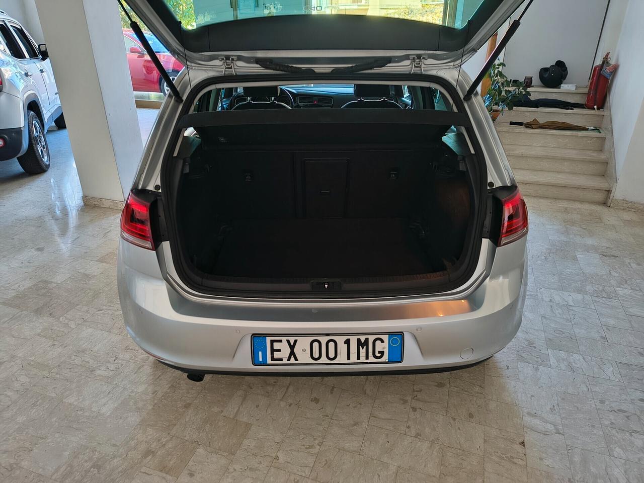 VOLKSWAGEN GOLF 1.6 TDI DSG 5P HIGHLINE
