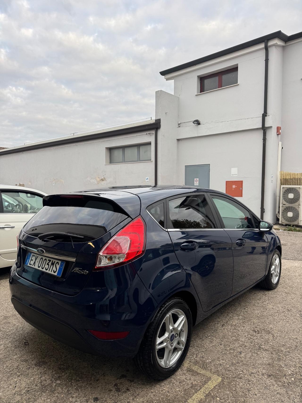 Ford Fiesta 1.5 TDCi 75CV 5 porte Titanium