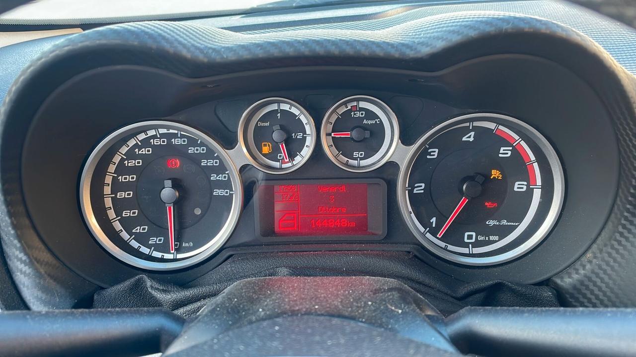 Alfa Romeo MiTo 1.3 JTDm 16V 90 CV Distinctive Sport Pack
